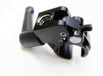 MCS-S001,Universal 'Speedy' clamp for 15mm and 19mm bars. 6mm,1/4 or 3/8 available